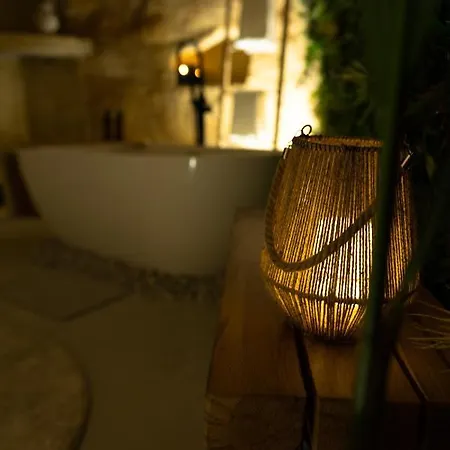 Le Temps Suspendu, Suite Troglodyte Avec Jacuzzi Doue-la-Fontaine Exterior photo