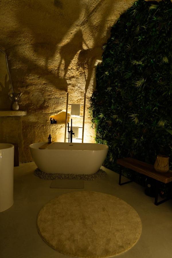 Le Temps Suspendu, Troglodyte Avec Jacuzzi Apartment *