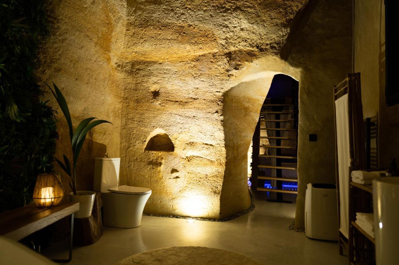 Le Temps Suspendu, Troglodyte Avec Jacuzzi Doué-la-Fontaine