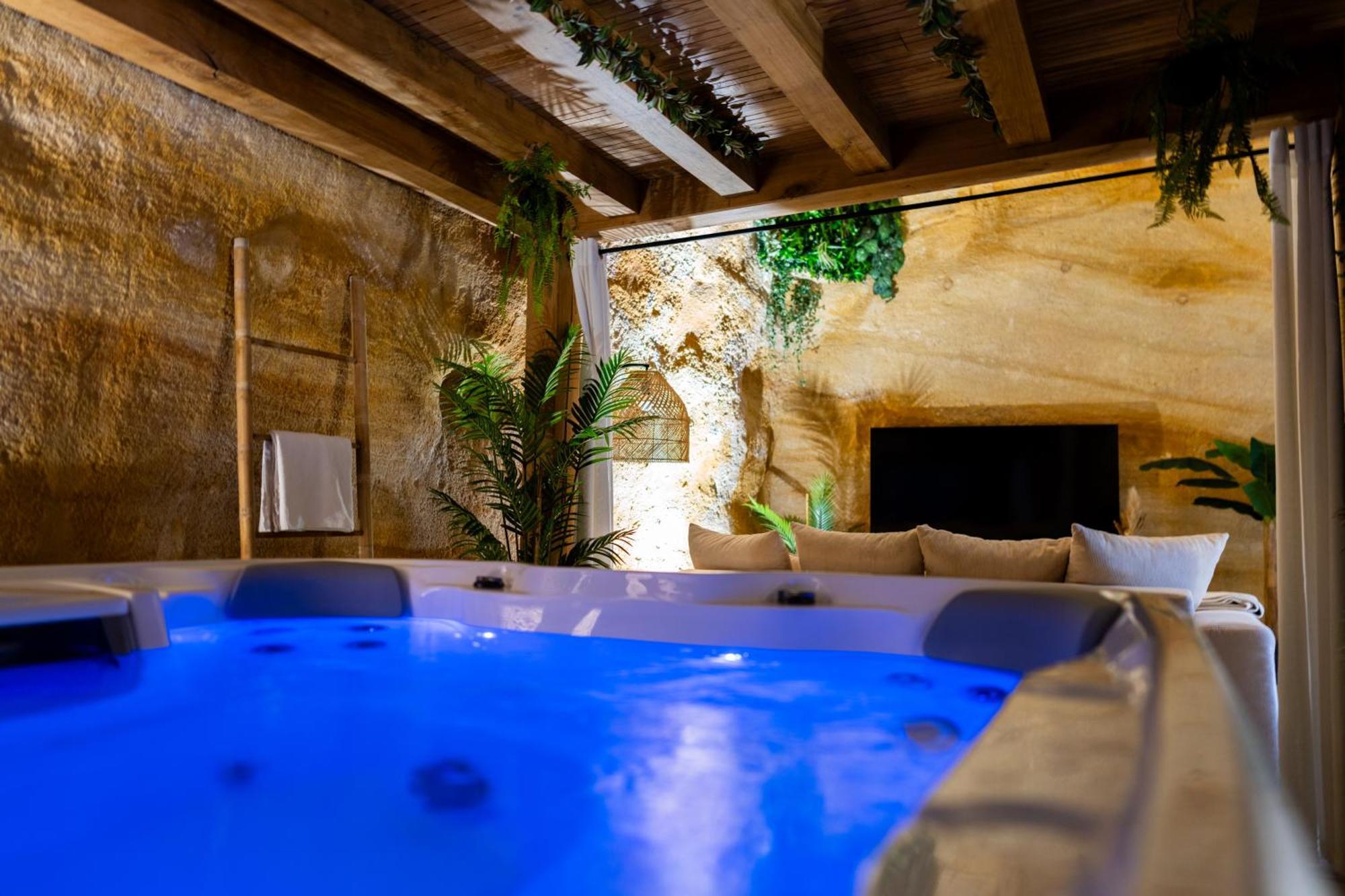 Le Temps Suspendu, Troglodyte Avec Jacuzzi * Doue-la-Fontaine